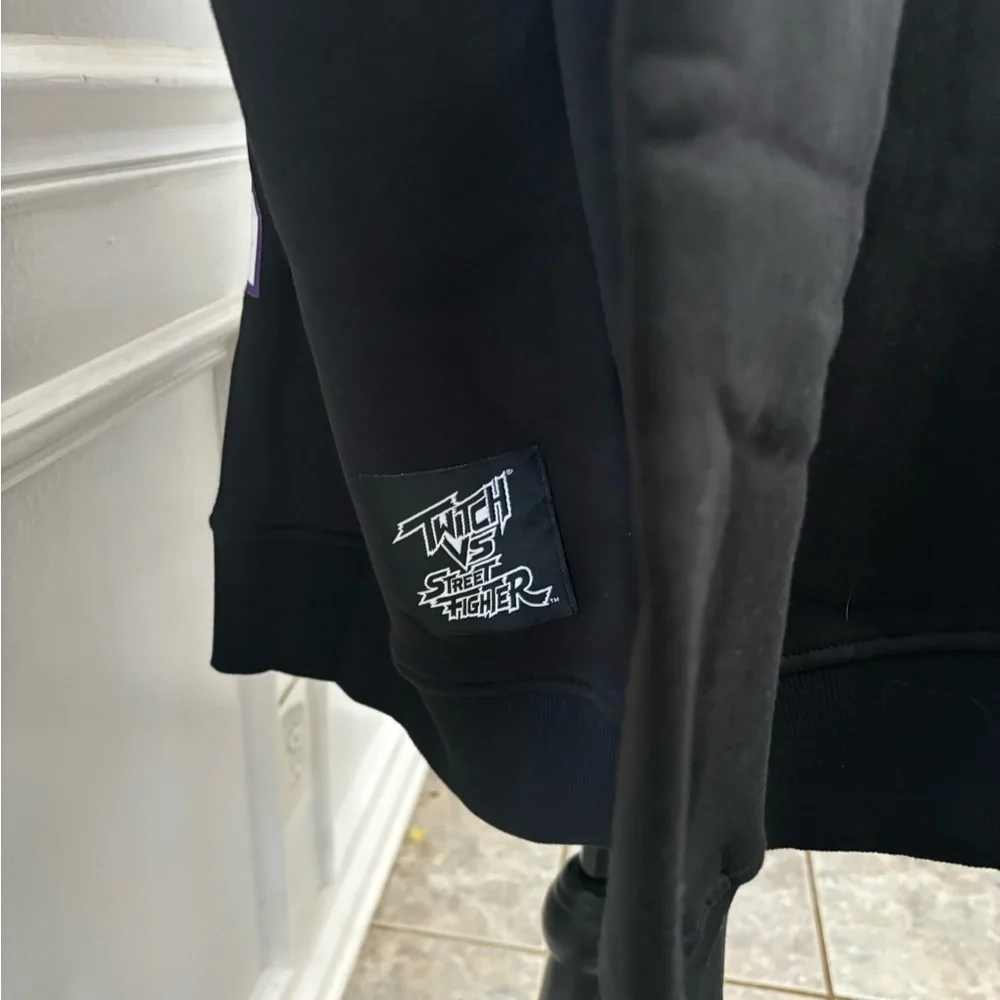 Twitch VS Street Fighter Hoodie [3XL] - Picture 5 of 7